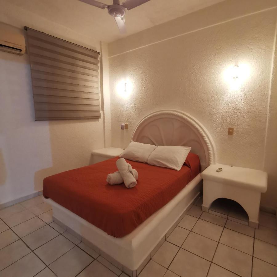 2 Bedroom Apartment With A/C Wi-Fi Best Location! Zihuatanejo Kültér fotó