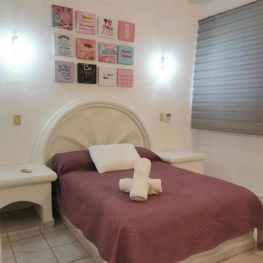 2 Bedroom Apartment With A/C Wi-Fi Best Location! Zihuatanejo Kültér fotó