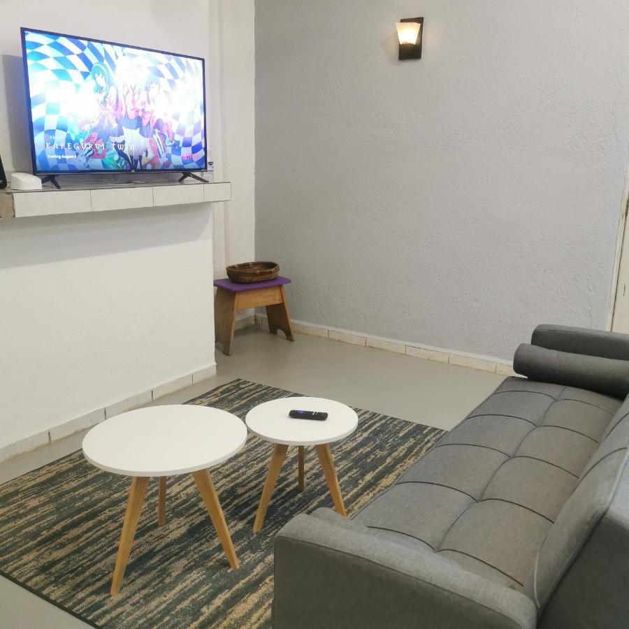 2 Bedroom Apartment With A/C Wi-Fi Best Location! Zihuatanejo Kültér fotó